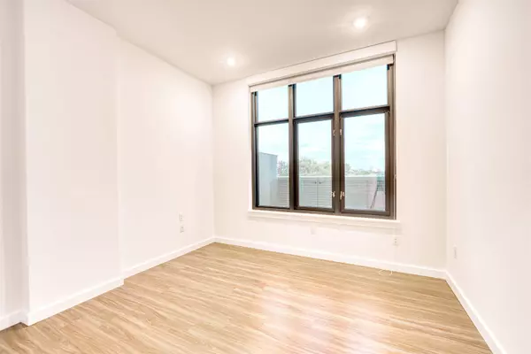 957 BROADWAY #601, Bayonne, NJ 07002