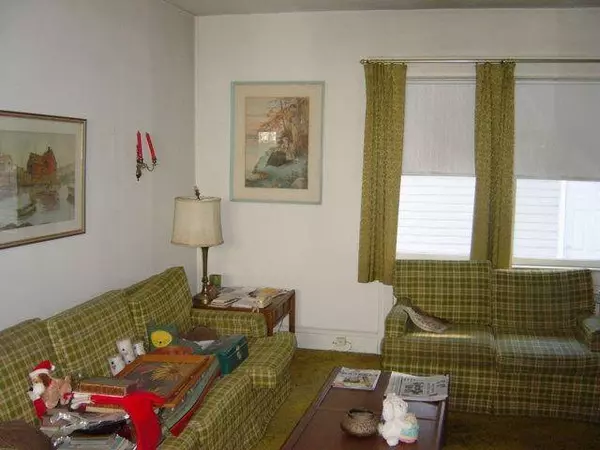 615 11Th St, Union City, NJ 07087