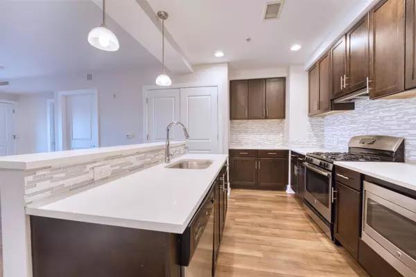 1040 JOHN F KENNEDY BLVD #504, Bayonne, NJ 07002