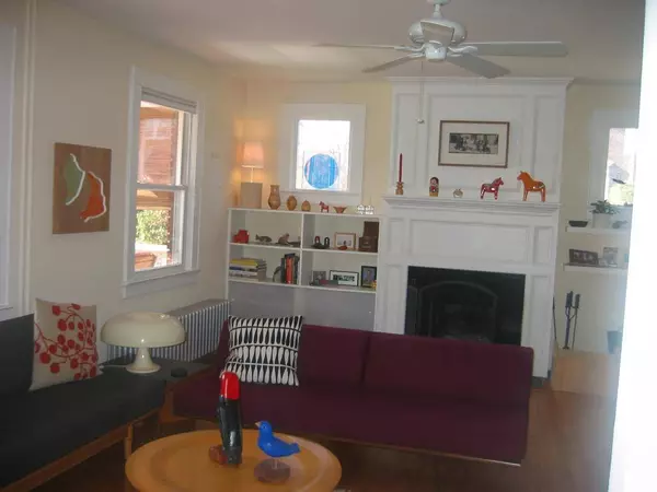 22 Crescent Ct, Newark City, NJ 07106