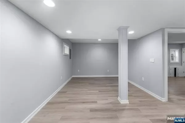 184 High ST #G, Hackensack, NJ 07601