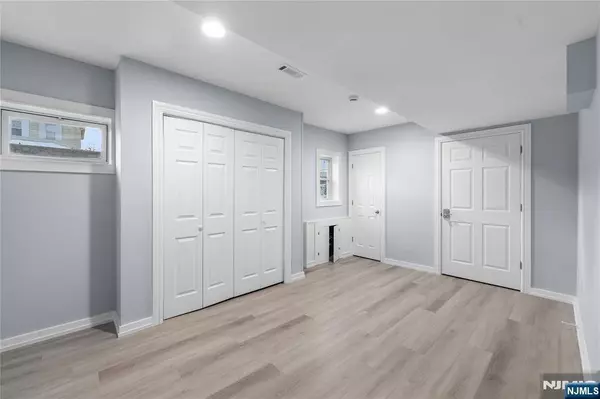 184 High ST #G, Hackensack, NJ 07601