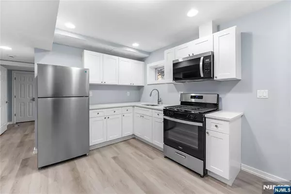 184 High ST #G, Hackensack, NJ 07601