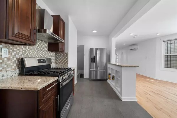 1964 KENNEDY BLVD, Jc Greenville, NJ 07306