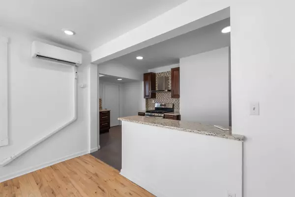 1964 KENNEDY BLVD, Jc Greenville, NJ 07306