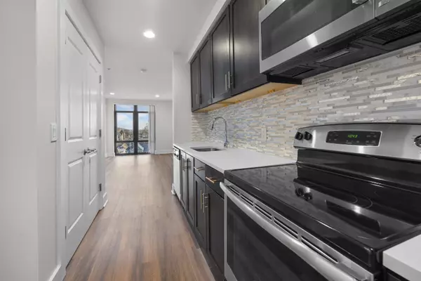 1040 JOHN F KENNEDY BLVD  #203, Bayonne, NJ 07002