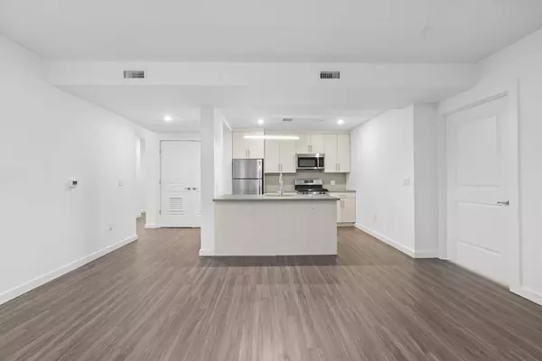 957 BROADWAY  #407, Bayonne, NJ 07002