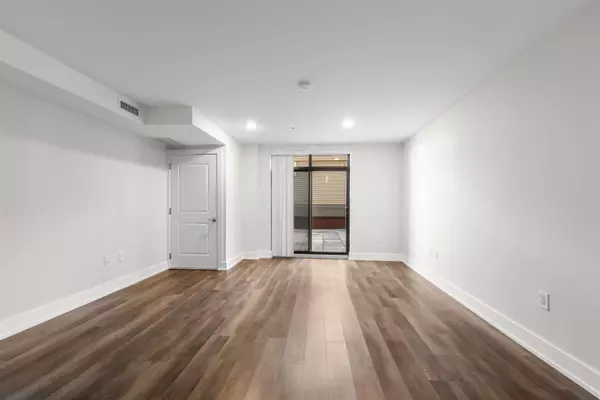 1040 JOHN F KENNEDY BLVD  #203, Bayonne, NJ 07002