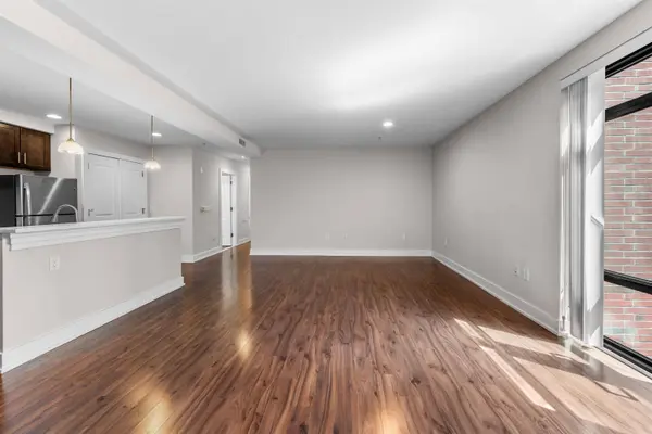 1040 JOHN F KENNEDY BLVD  #305, Bayonne, NJ 07002