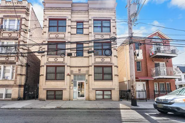 324 BALDWIN AVE  #1B, Jc Journal Square, NJ 07002