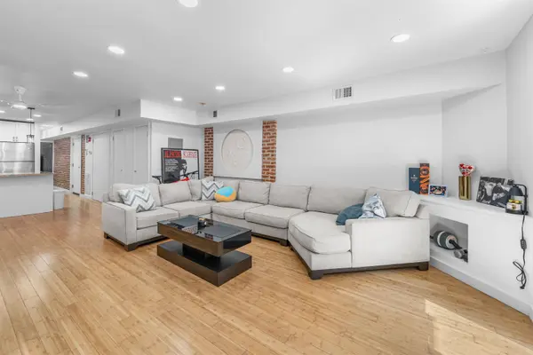 324 BALDWIN AVE  #1B, Jc Journal Square, NJ 07002