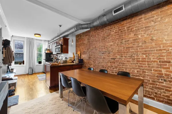 208 6TH ST  #2R, Jc Downtown, NJ 07302
