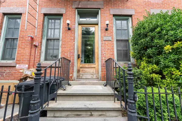 208 6TH ST  #2R, Jc Downtown, NJ 07302