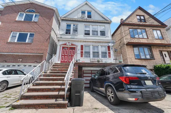 13 WEST 27TH ST  #2, Bayonne, NJ 07002