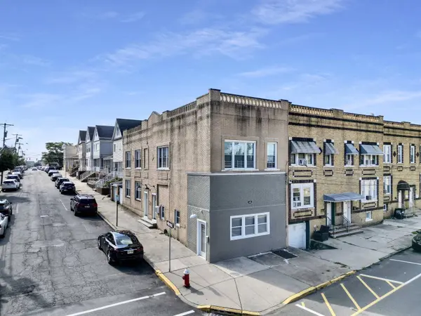 498 AVENUE A  #1F, Bayonne, NJ 07002