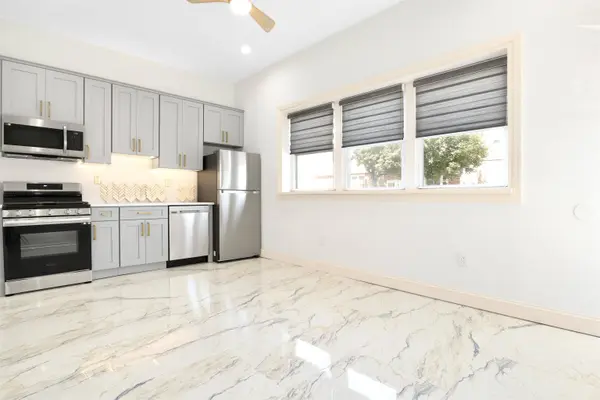 498 AVENUE A  #1F, Bayonne, NJ 07002