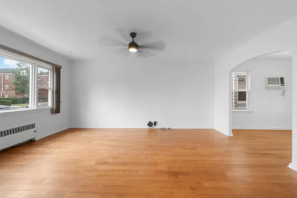 172 WEST 49TH ST  #1, Bayonne, NJ 07002
