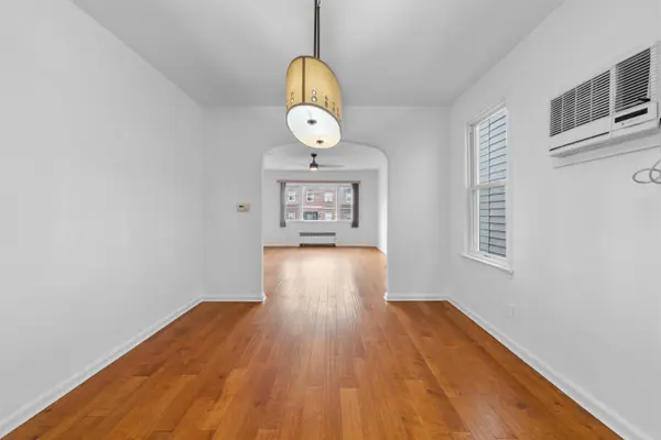 172 WEST 49TH ST  #1, Bayonne, NJ 07002