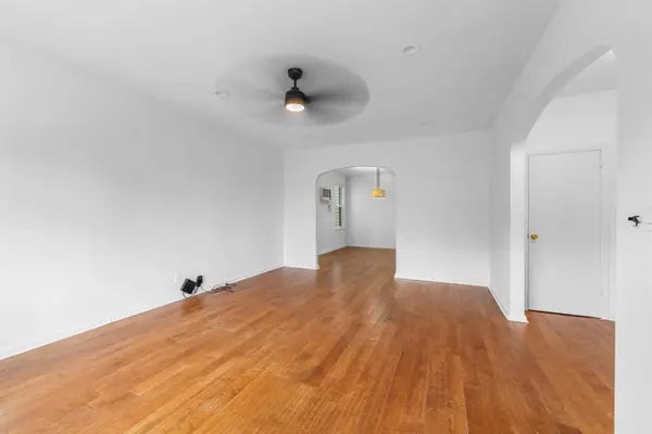 172 WEST 49TH ST  #1, Bayonne, NJ 07002