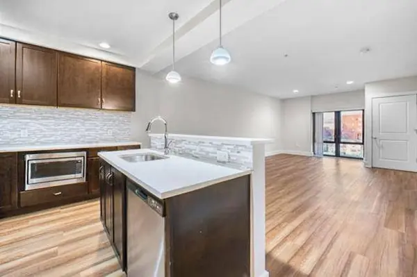 1040 JOHN F KENNEDY BLVD #301, Bayonne, NJ 07002