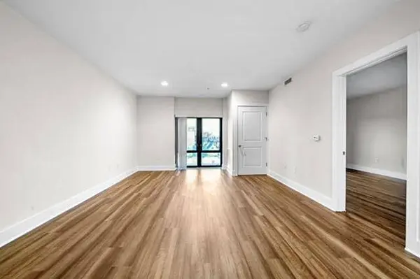 1040 JOHN F KENNEDY BLVD #301, Bayonne, NJ 07002