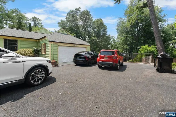 950 Belvidere, Plainfield, NJ 07060