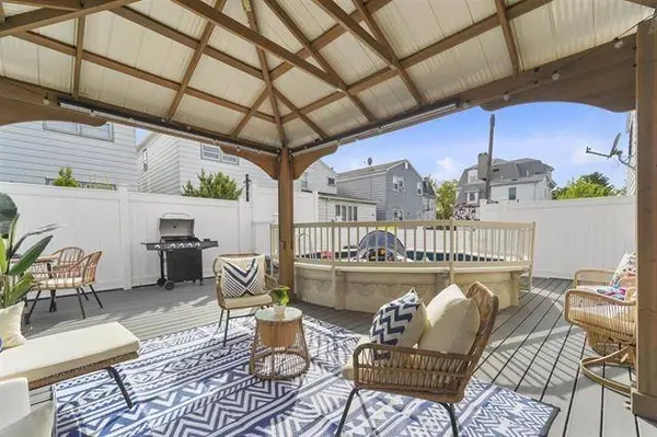 96 WEST 8TH ST, Bayonne, NJ 07002