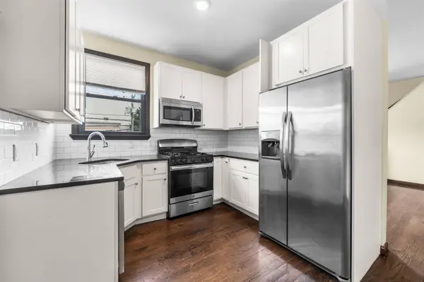 342 BROADWAY, Bayonne, NJ 07002