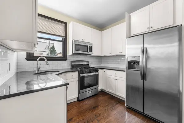 342 BROADWAY, Bayonne, NJ 07002