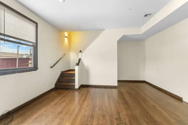 342 BROADWAY, Bayonne, NJ 07002