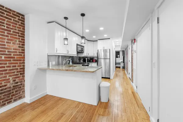 324 BALDWIN AVE #1B, Jc Journal Square, NJ 07306