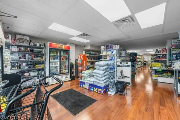 405 S Main St, Phillipsburg Town, NJ 08865