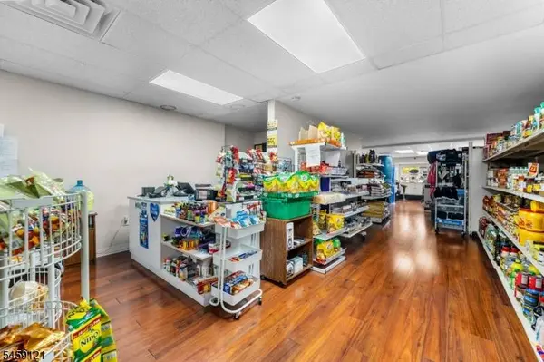 405 S Main St, Phillipsburg Town, NJ 08865