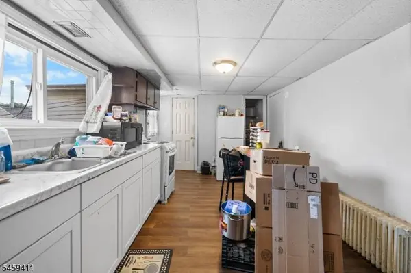 405 S Main St, Phillipsburg Town, NJ 08865