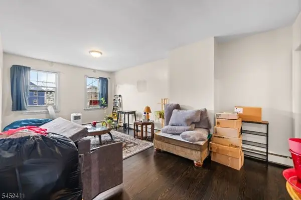 405 S Main St, Phillipsburg Town, NJ 08865