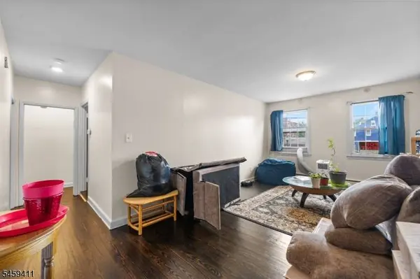 405 S Main St, Phillipsburg Town, NJ 08865