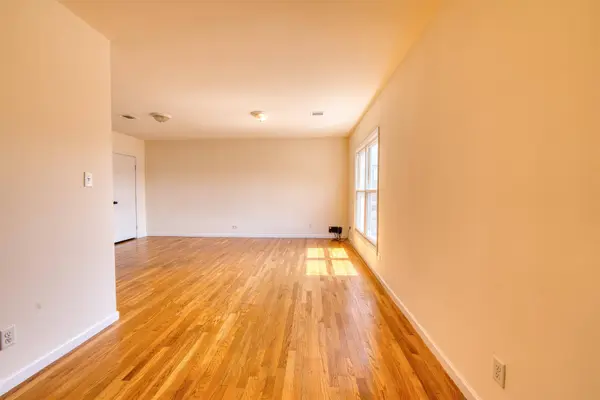 60 WEST 8TH ST #1, Bayonne, NJ 07002