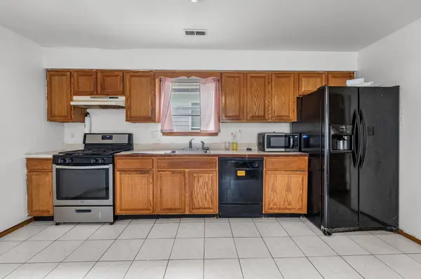 151 HOBART AVE #2, Bayonne, NJ 07002