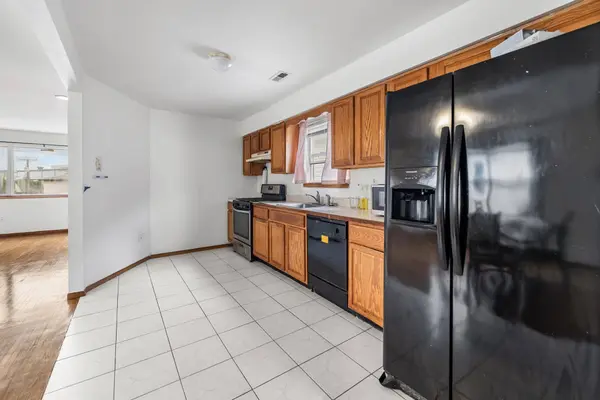 151 HOBART AVE #2, Bayonne, NJ 07002