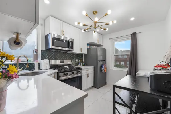 2 EGAN CT #2, Bayonne, NJ 07002
