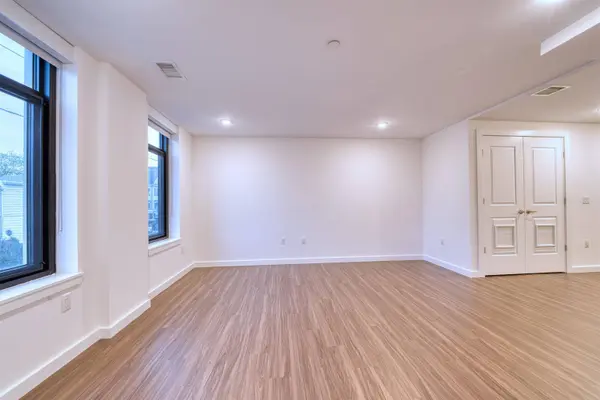 957 BROADWAY  #208, Bayonne, NJ 07002