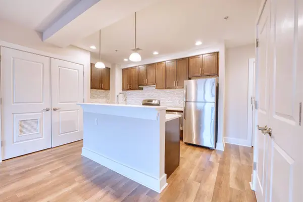 1040 JOHN F KENNEDY BLVD #304, Bayonne, NJ 07002