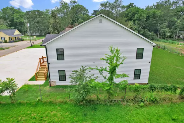Fort Valley, GA 31030-3607,610 Elberta St