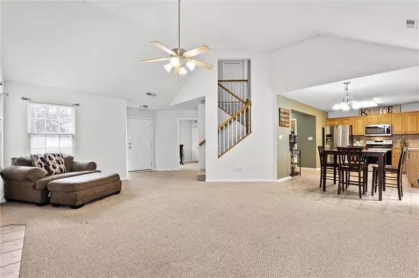 380 W Acorn ST, Gardner, KS 66030