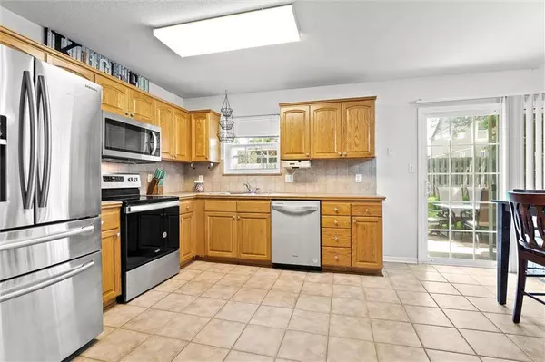 380 W Acorn ST, Gardner, KS 66030