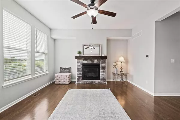 741 W Shawnee CT, Gardner, KS 66030