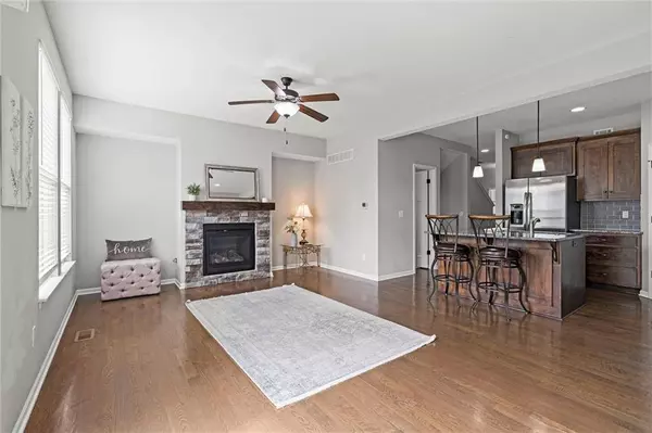 741 W Shawnee CT, Gardner, KS 66030