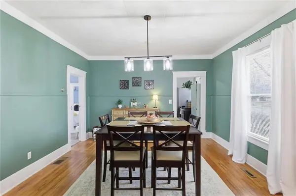 126 S OAK ST, Gardner, KS 66030