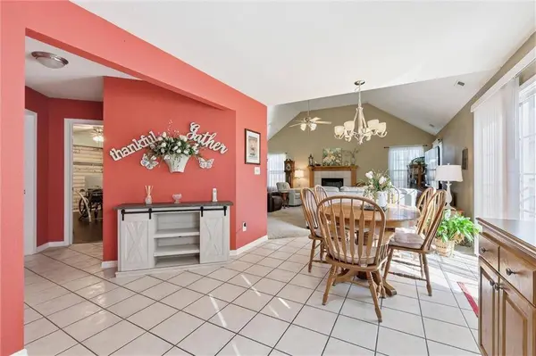 400 W ACORN ST, Gardner, KS 66030
