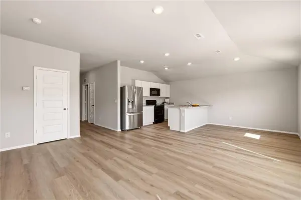 37815 W 207th TER, Edgerton, KS 66021